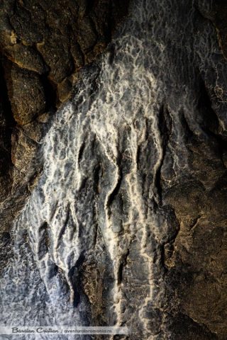 Peștera_Poarta_Zmeilor