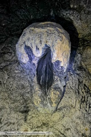 Peștera_Poarta_Zmeilor