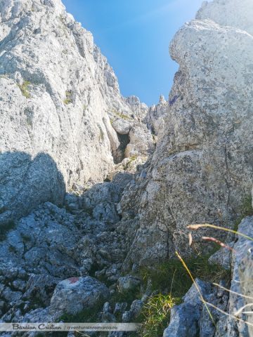 La Lanturi Piatra Craiului