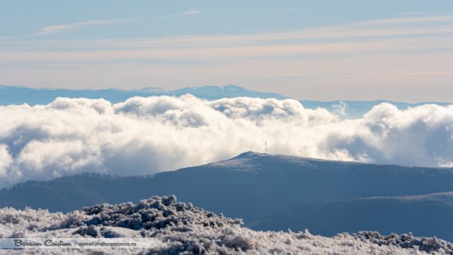 Munții Parâng văzuți de pe vârful Bihor